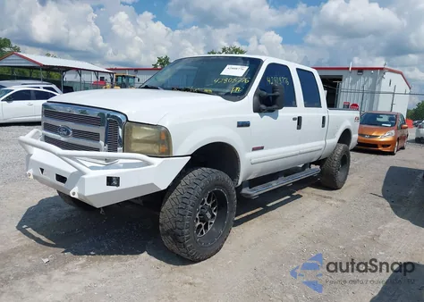 2004 Ford F350 Srw Super Duty z USA, uszkodzony, nr VIN 1FTSW31P84ED97132